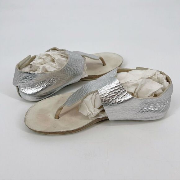 Pedro Garcia T-Strap Thong Sandal Silver 9.5 - Picture 7 of 9